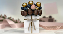 Load image into Gallery viewer, Valentine’s Bloom Strawberry Bouquet
