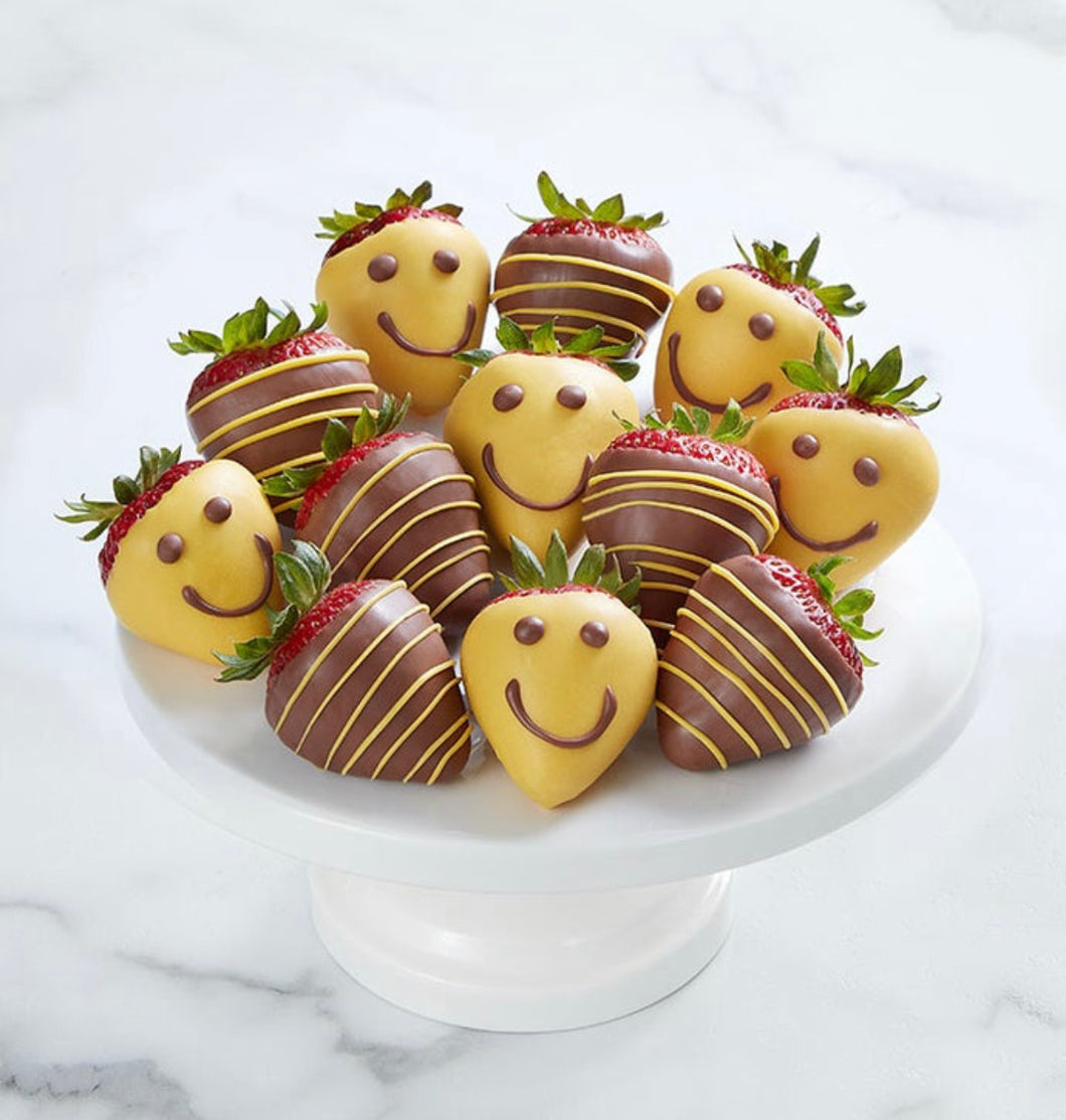 Strawberry Smiles Dipped Strawberries